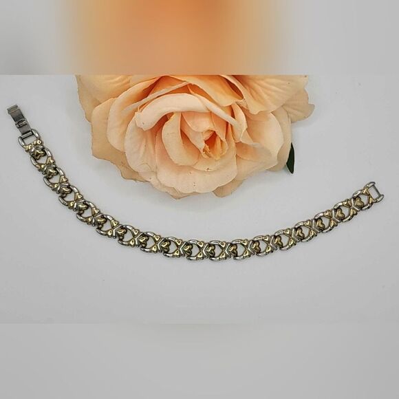 Gold silver two tone heart link bracelet - Picture 3 of 6